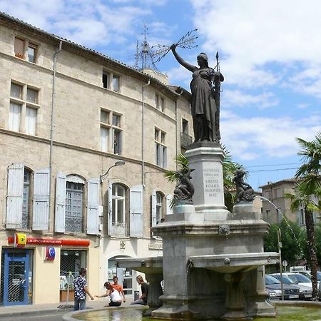Historical Center Of Pezenas Apartment ภายนอก รูปภาพ