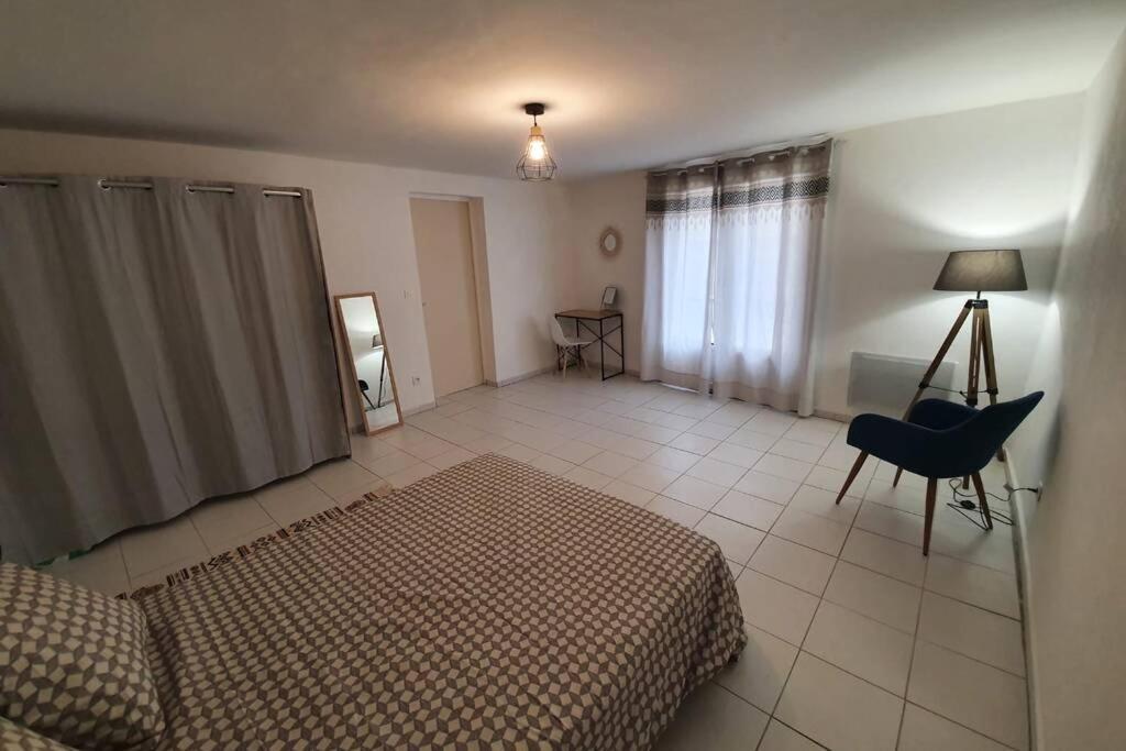 Historical Center Of Pezenas Apartment ภายนอก รูปภาพ