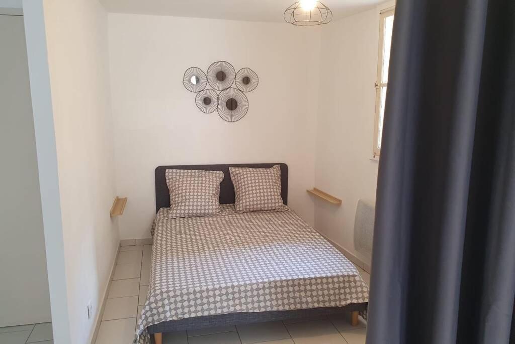 Historical Center Of Pezenas Apartment ภายนอก รูปภาพ
