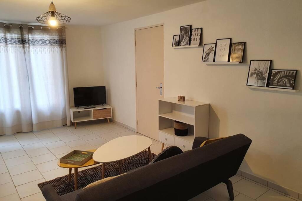 Historical Center Of Pezenas Apartment ภายนอก รูปภาพ